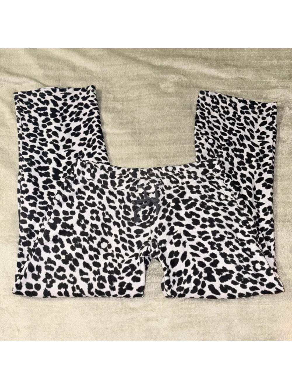 Low rise vintage Y2K Old Navy black-and-white leopard print lounge pants